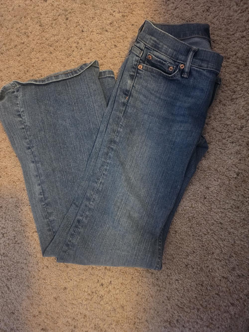 2 Pairs Of Aeropostale Women's Boot Cut Jeans in Blue Wash